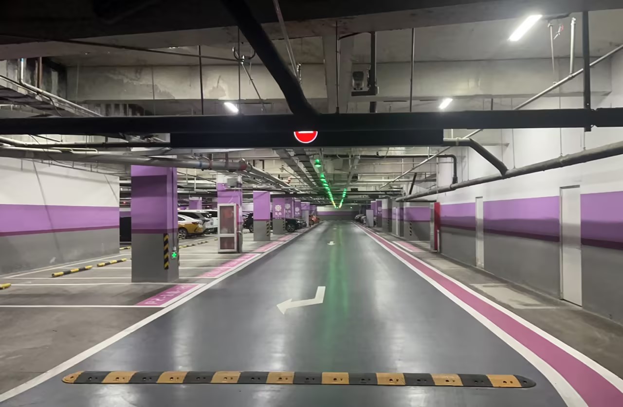 王府井奧萊UP TOWN停車場 王府井奧萊UP TOWN停車場